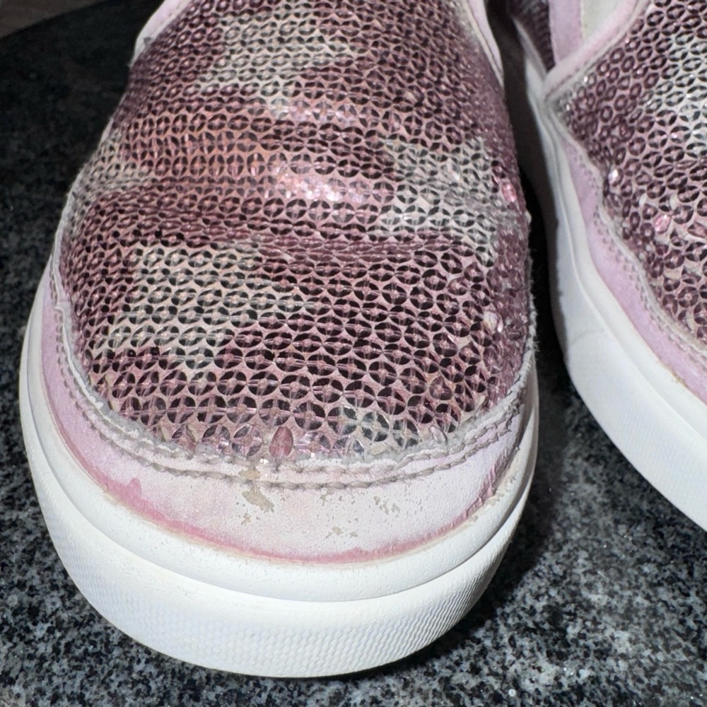 UGG Caplan sequin STAR Suede SLIP ON sneakers GIRL’s shoes size 1 - Picture 16 of 16